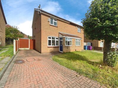 3 bedroom Semi Detached House to rent