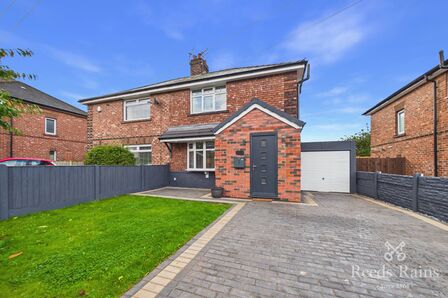 3 bedroom Semi Detached House to rent