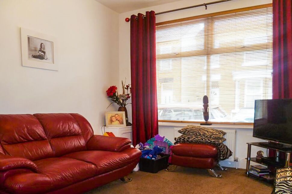 Main image of 3 bedroom Mid Terrace House to rent, Kings Road, Crosby, Liverpool, L23