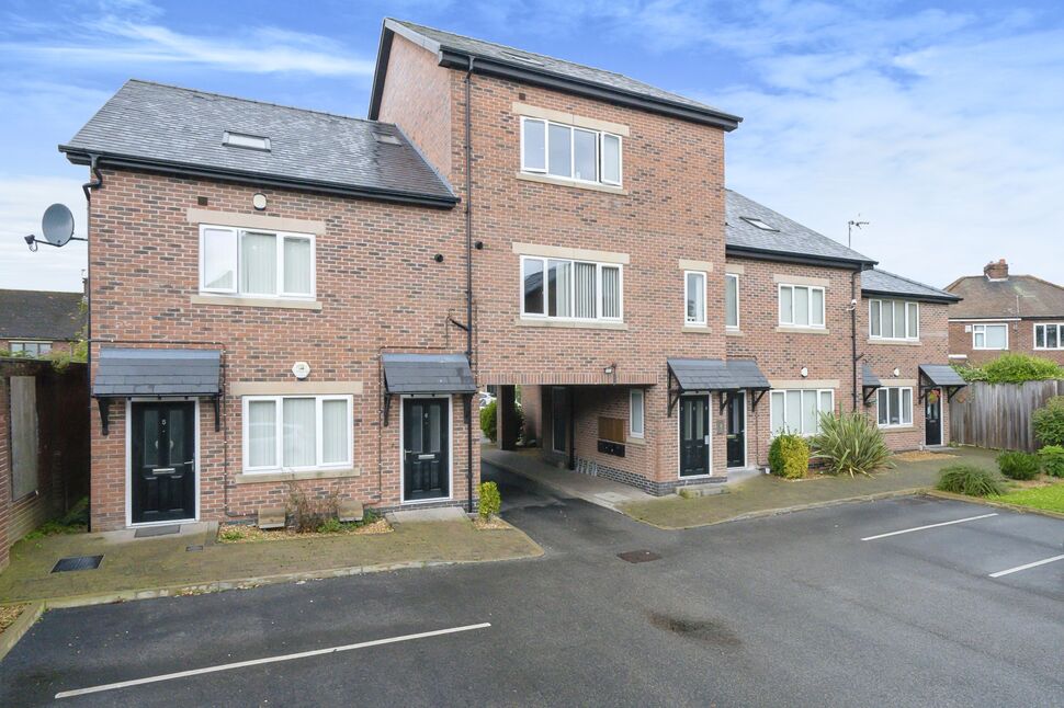 Main image of 3 bedroom  Flat to rent, Lodge Place, Widnes, Cheshire, WA8