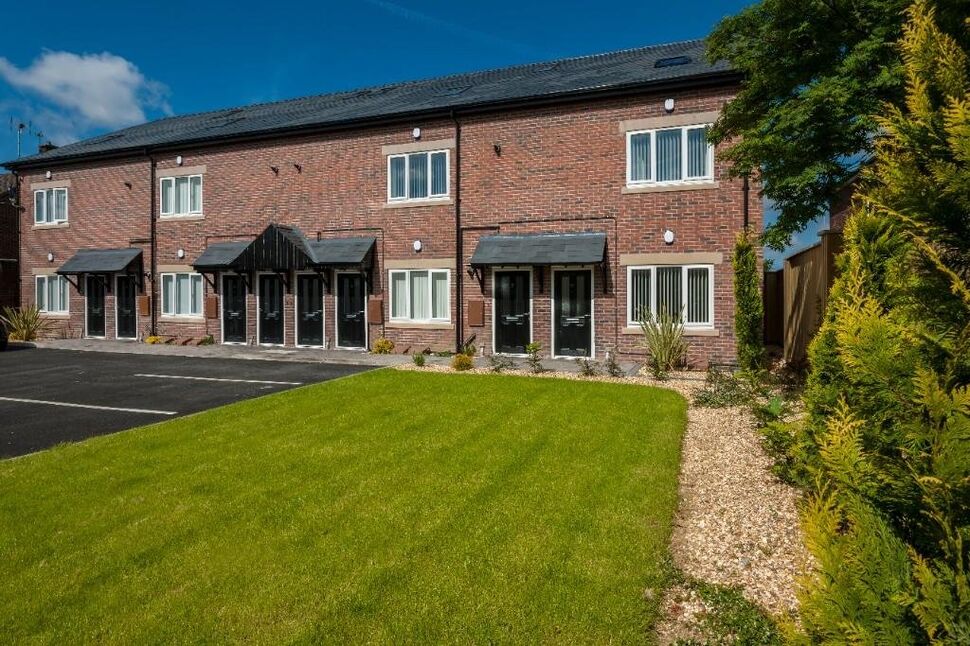 Main image of 2 bedroom Flat to rent, Lodge Place, Widnes, Cheshire, WA8