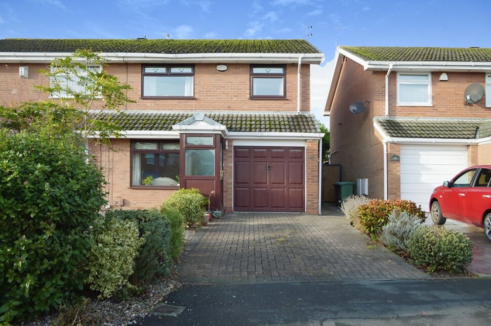 3 bedroom Semi Detached House for sale, Orkney Close, Widnes, WA8 £