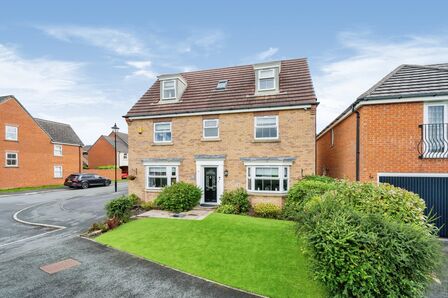Doughton Green, 5 bedroom Detached House for sale, £545,000