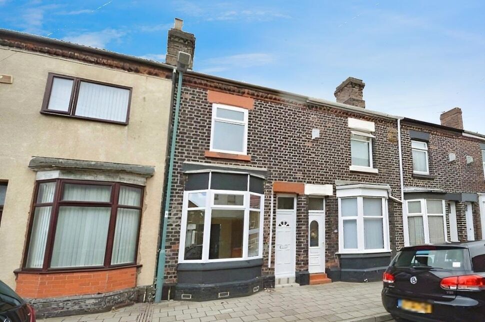 2 bedroom Mid Terrace House for sale, Vine Street, Widnes, WA8 £80,000
