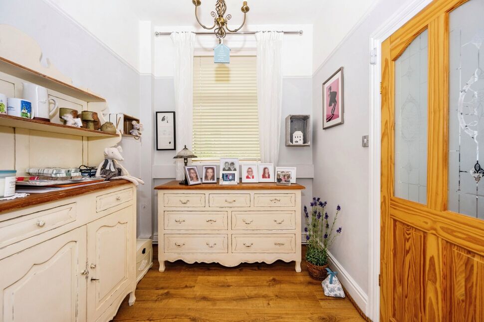 4 bedroom Semi Detached House for sale, Mill Lane, Widnes, WA8 £400,000