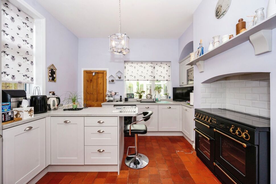 4 bedroom Semi Detached House for sale, Mill Lane, Widnes, WA8 £390,000