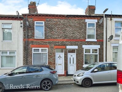 2 bedroom Mid Terrace House to rent