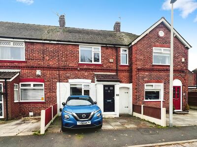 Princes Place, 2 bedroom Mid Terrace House for sale, £170,000