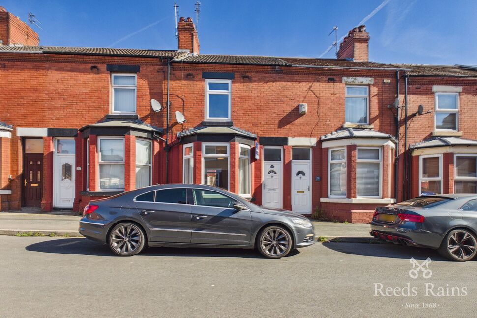 Main image of 2 bedroom Mid Terrace House to rent, Park Road, Widnes, Cheshire, WA8