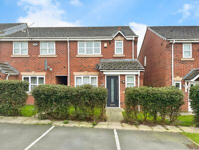 3 bedroom End Terrace House to rent