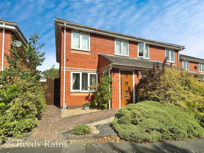 3 bedroom Semi Detached House for sale