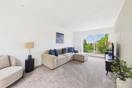 3 bedroom End Terrace House for sale