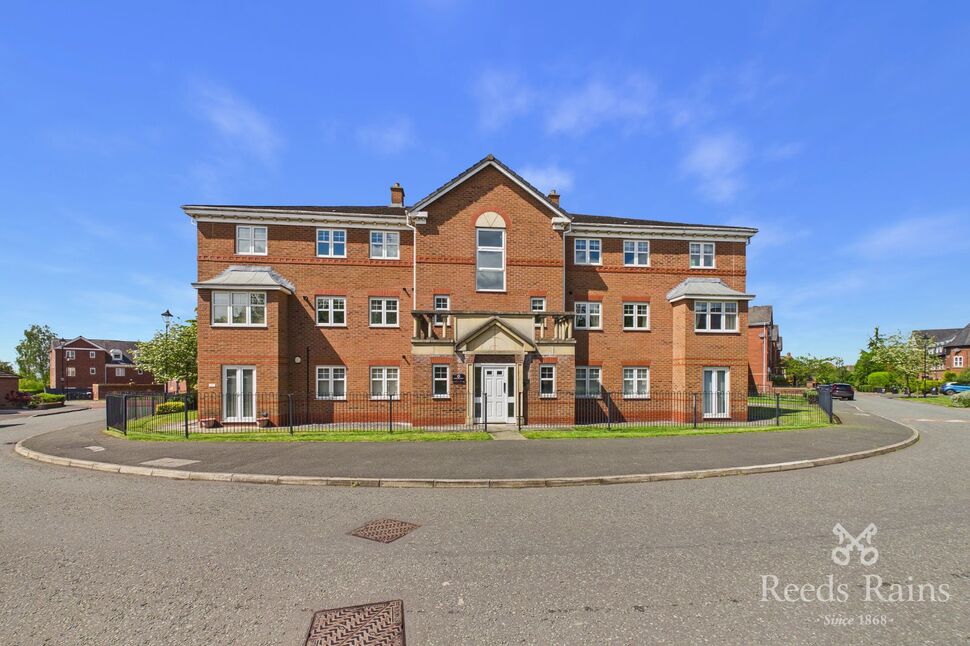 Main image of 2 bedroom Flat for sale, Upton Rocks Avenue, Widnes, Cheshire, WA8