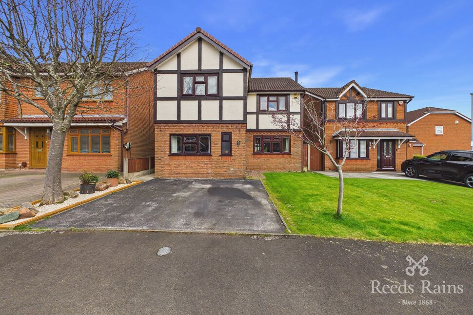 Main image of 4 bedroom Detached House for sale, Finsbury Park, Widnes, Cheshire, WA8