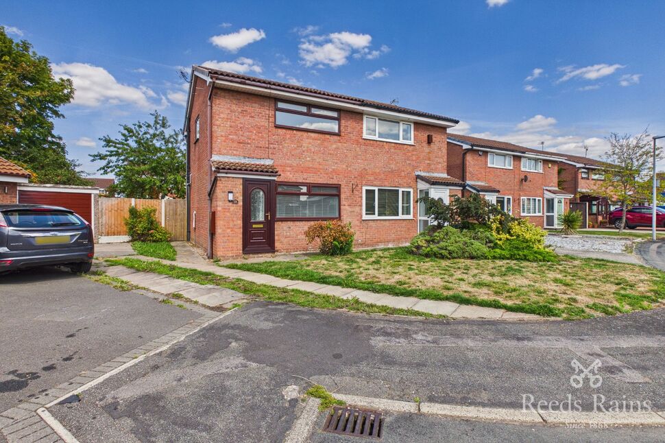 Main image of 2 bedroom Semi Detached House to rent, Newsham Close, Widnes, Cheshire, WA8