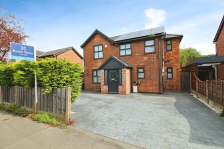 Dean Row Road, 4 bedroom Detached House for sale, £625,000