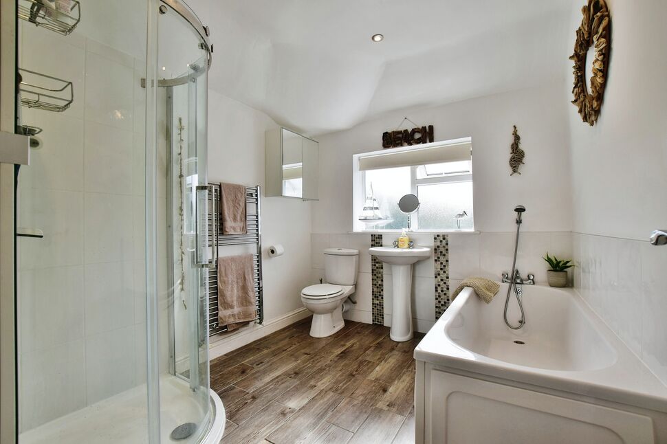 4 bedroom Detached House for sale, Church Road, Wilmslow, SK9 £700,000