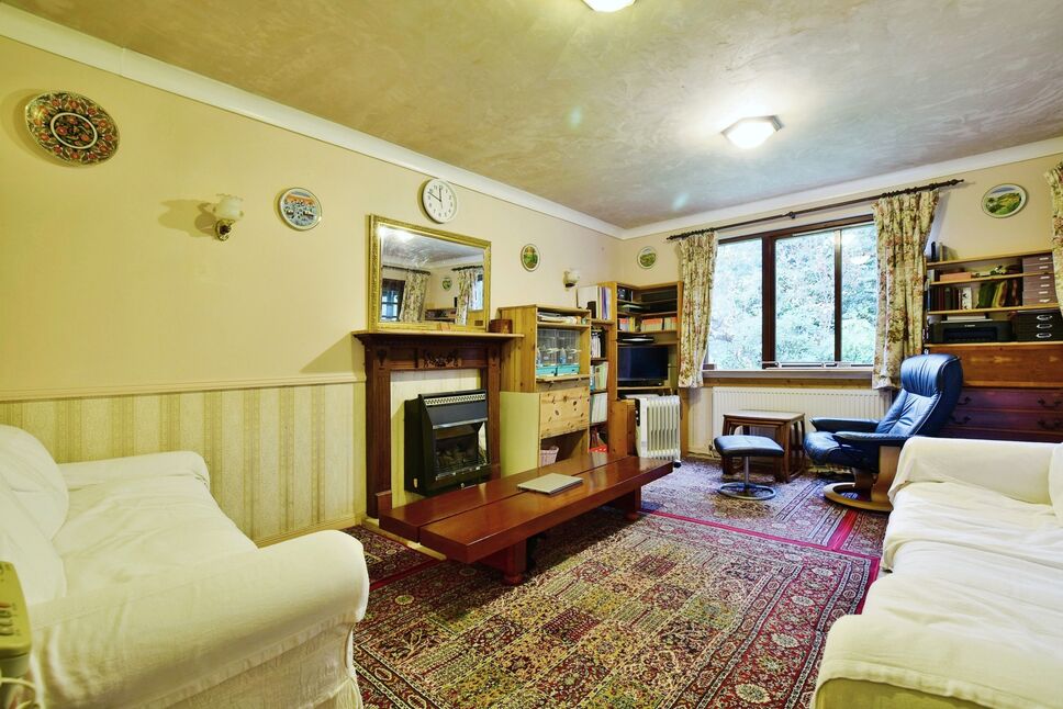 4 bedroom Detached House for sale, Sefton Drive, Wilmslow, SK9 £650,000