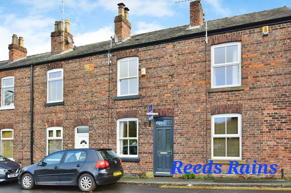 2 bedroom Mid Terrace House for sale, Cliff Road, Wilmslow, SK9 £290,000
