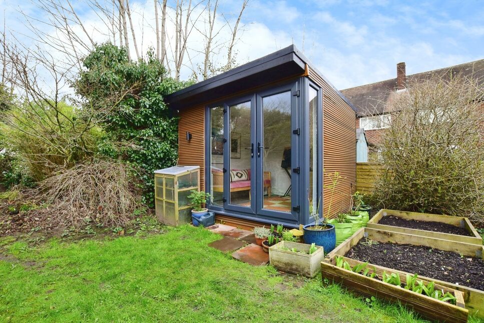 2 bedroom Mid Terrace House for sale, Egerton Road, Wilmslow, SK9 £