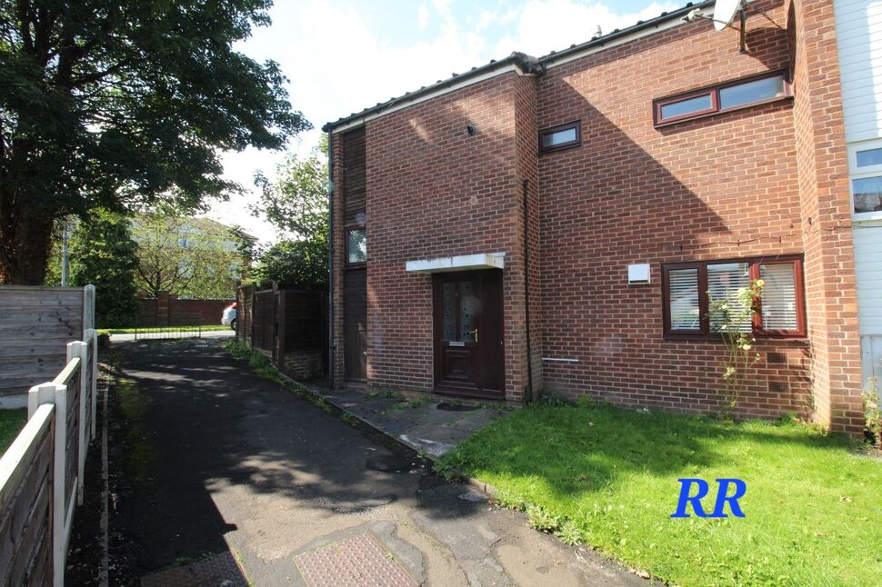 2 bedroom End Terrace House for sale, Spath Lane, Handforth, SK9 £214,950
