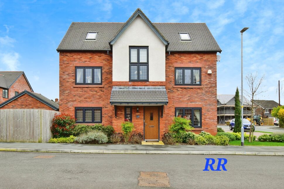 5 bedroom Detached House for sale, Riflemans Close, Wilmslow, SK9 £