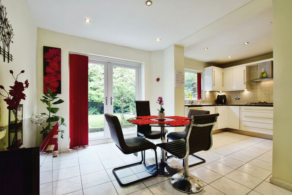 Kitchen / Diner