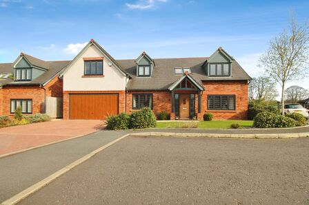 Yates Grove, 5 bedroom Detached House for sale, £999,999