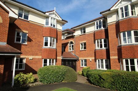 Ringstead Drive, 2 bedroom  Flat for sale, £192,500