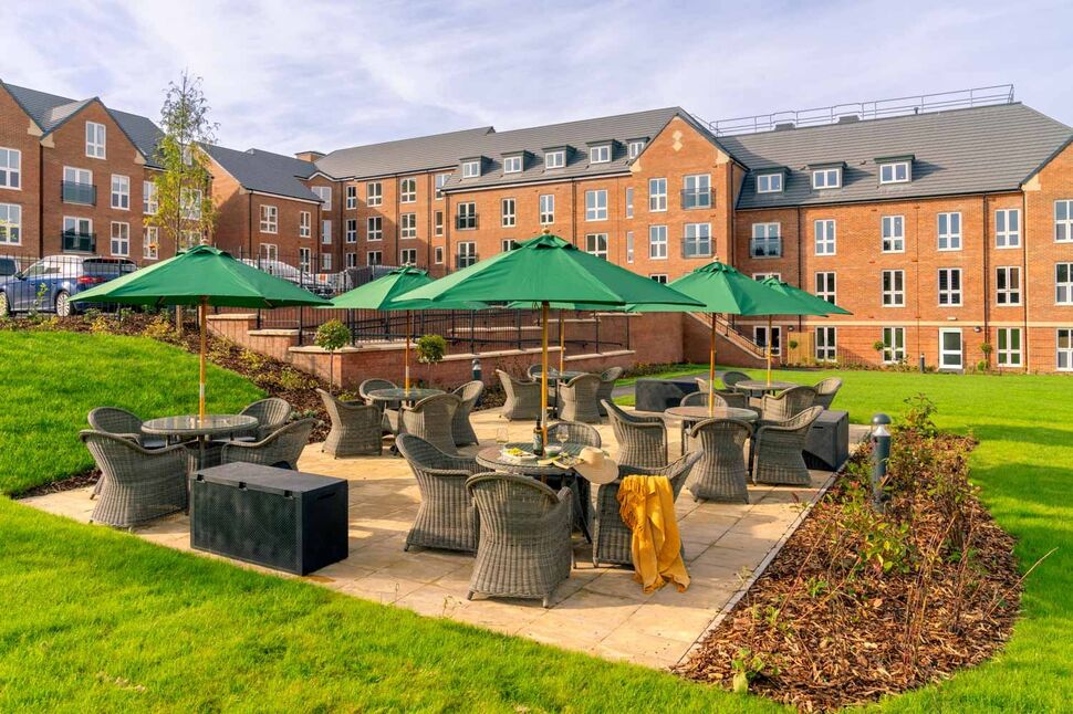 Main image of 2 bedroom  Flat for sale, Coare Street, Macclesfield, Cheshire, SK10