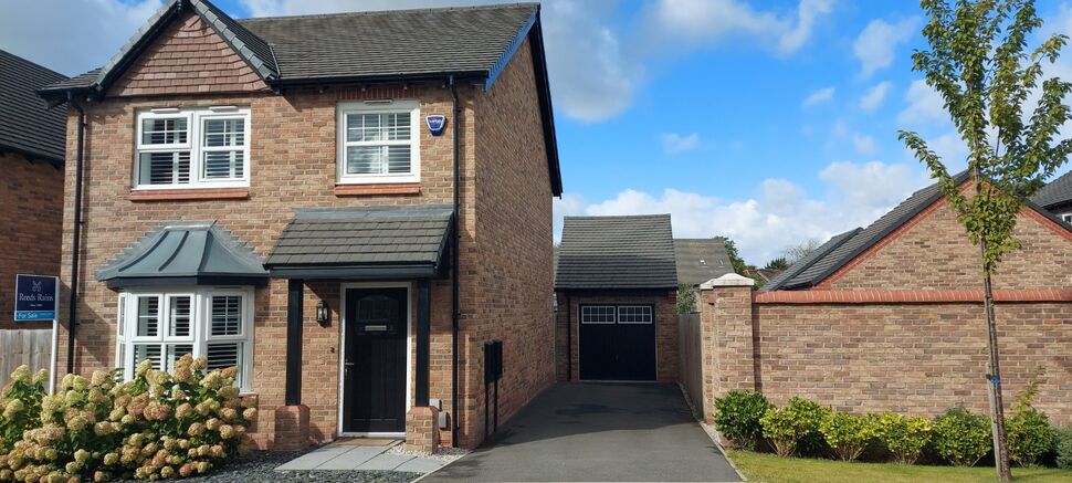 Main image of 4 bedroom Detached House for sale, Lloyd Avenue, Wilmslow, Cheshire, SK9