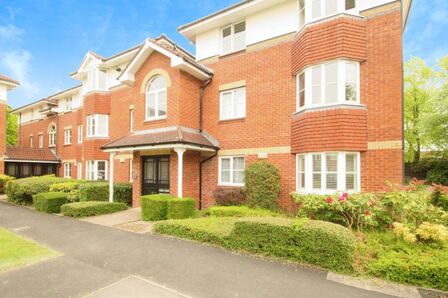 Ringstead Drive, 2 bedroom  Flat for sale, £199,950