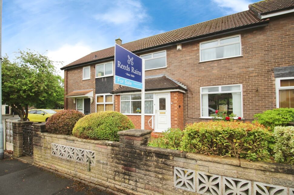 Main image of 3 bedroom Mid Terrace House for sale, Siddington Road, Handforth, Cheshire, SK9