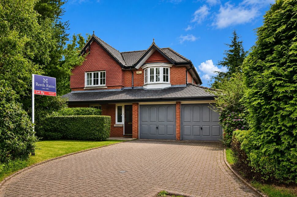 Main image of 4 bedroom Detached House for sale, Queensbury Close, Wilmslow, Cheshire, SK9