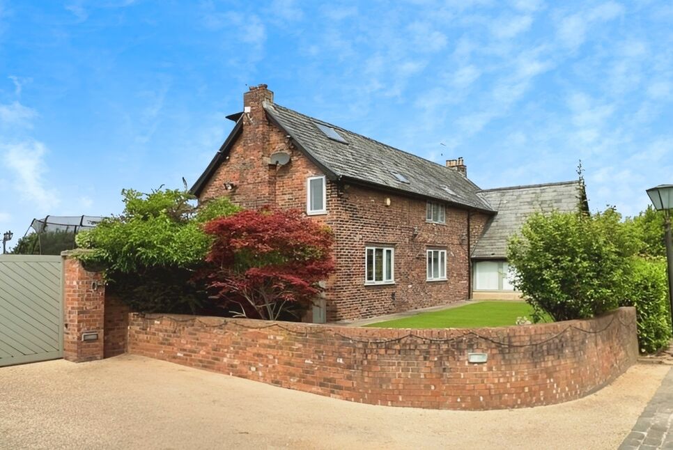 Main image of 5 bedroom Detached House to rent, Moss Lane, Styal, Cheshire, SK9