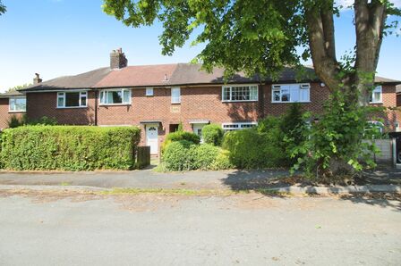 2 bedroom Mid Terrace House for sale