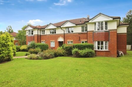 2 bedroom  Flat for sale
