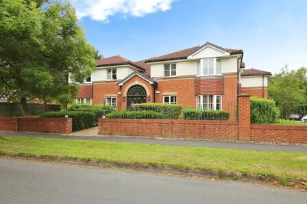 2 bedroom  Flat for sale
