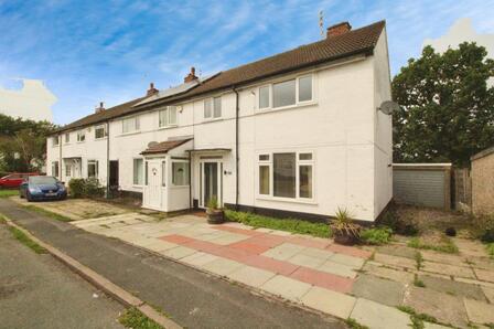 3 bedroom End Terrace House to rent