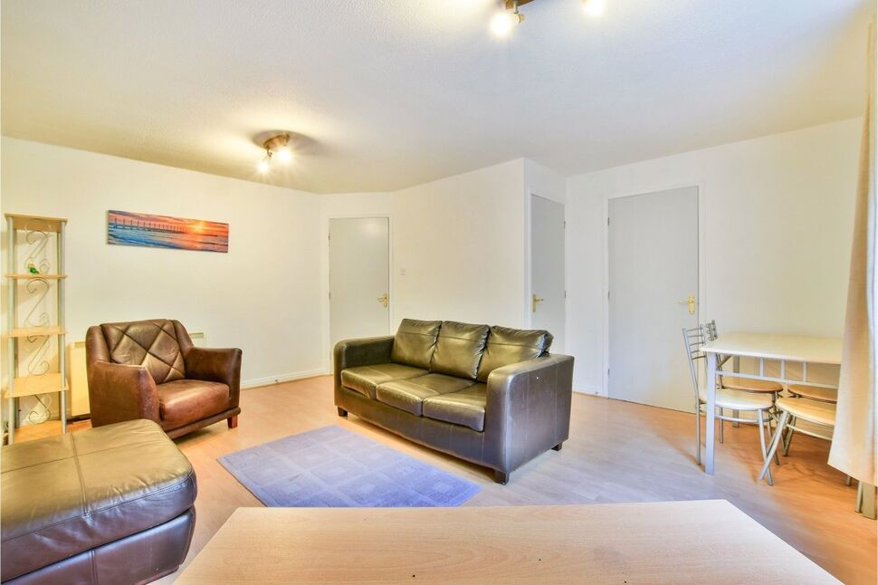 Living Room / Dining Room