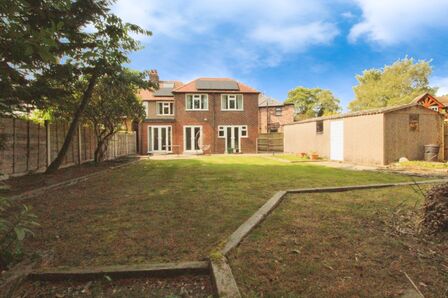 Thoresway Road, 4 bedroom Semi Detached House to rent, £2,400 pcm