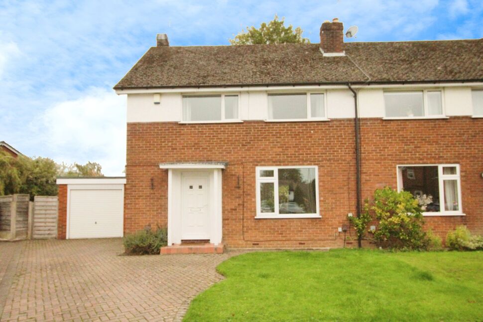 3 bedroom Semi Detached House for sale