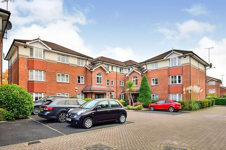 2 bedroom  Flat to rent