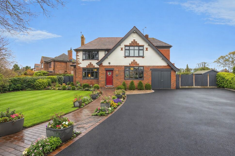 4 bedroom Detached House for sale