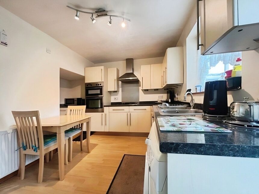 Kitchen / Breakfast room