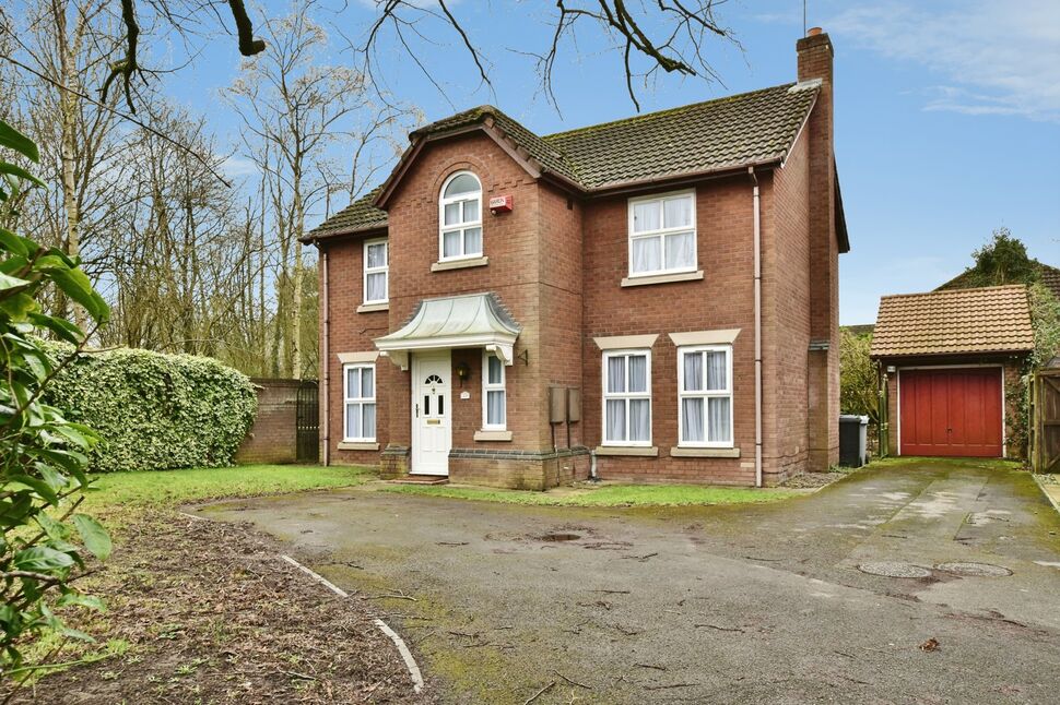 4 bedroom Detached House for sale