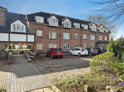 Victoria Road, 1 bedroom Flat for sale, &pound;95,000