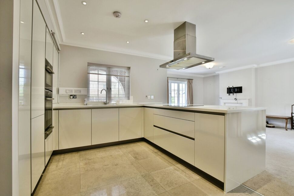 Kitchen / Lounge / Diner