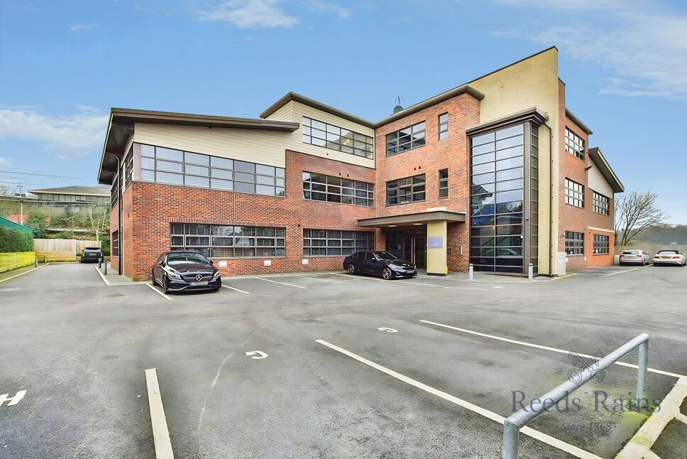 Main image of 1 bedroom Flat to rent, Macclesfield Road, Wilmslow, Cheshire, SK9