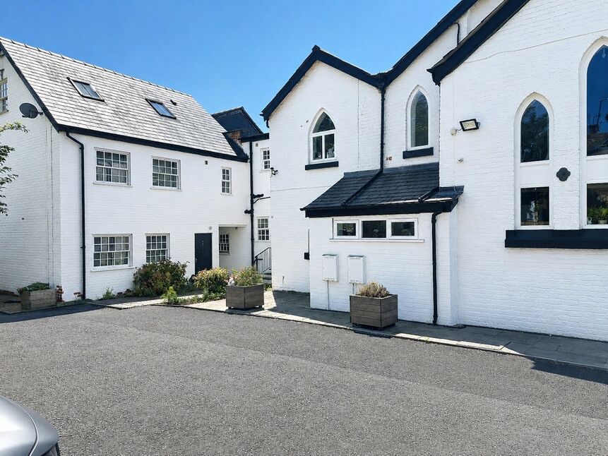 Main image of 1 bedroom Flat for sale, Spath Lane, Handforth, Cheshire, SK9